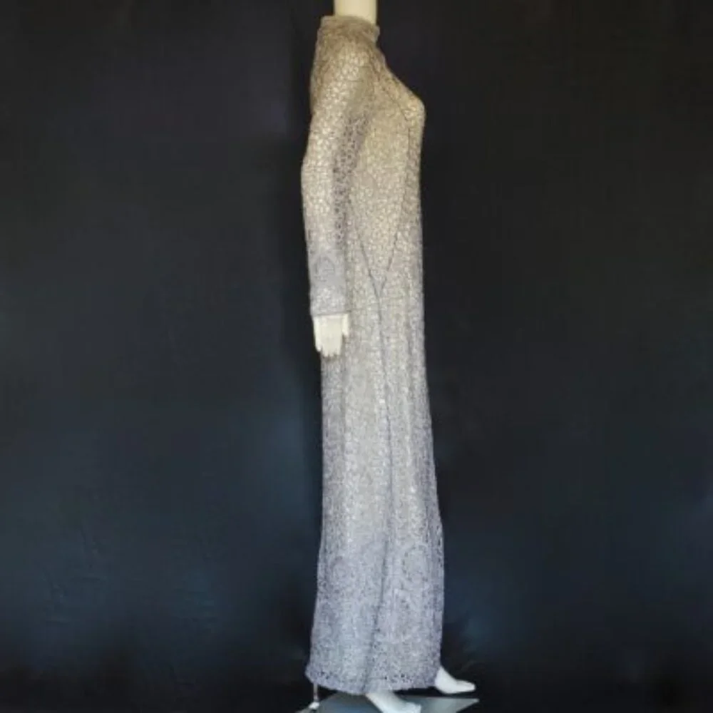 Roger Freres Paris 1970's Gown With An Elaborate Concentric Design - France - Picture 5 of 7
